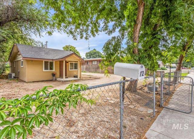 Property at 72 N Yale St, Nampa, ID 83651, 2 beds, 2 baths