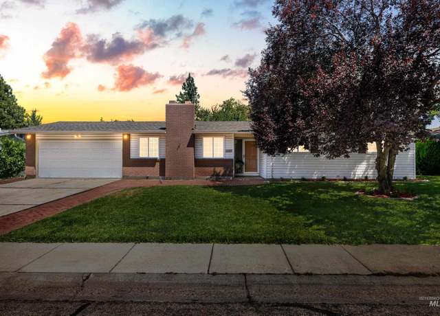 Property at 6482 Oreana Dr, Boise, ID 83709, 3 beds, 2 baths