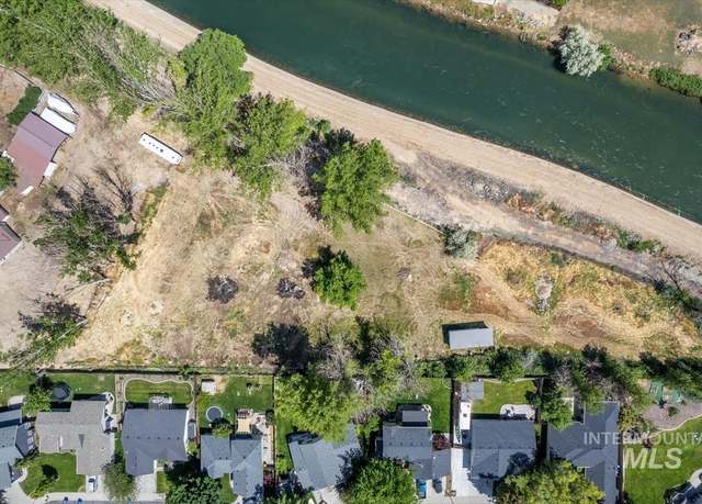 Property at 8080 W Falling Star Rd, Boise, ID 83709