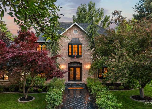 Property at 577 W Fordham Dr, Eagle, ID 83616, 7 beds, 4.5 baths