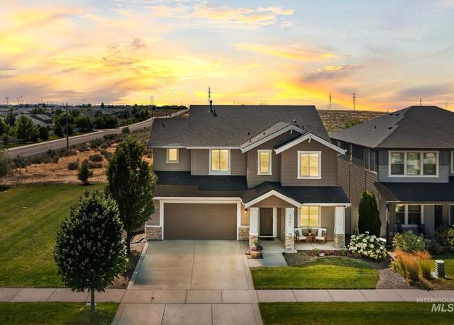 Property at 7761 S Wagons West Ave, Boise, ID 83716, 4 beds, 2 baths