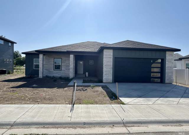 Property at 1316 K St, Rupert, ID 83350, 4 beds, 2 baths
