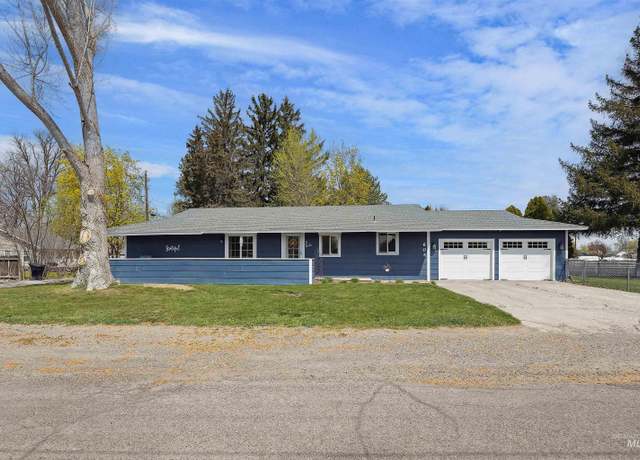 Property at 604 Locke Ave, Gooding, ID 83330, 4 beds, 2 baths