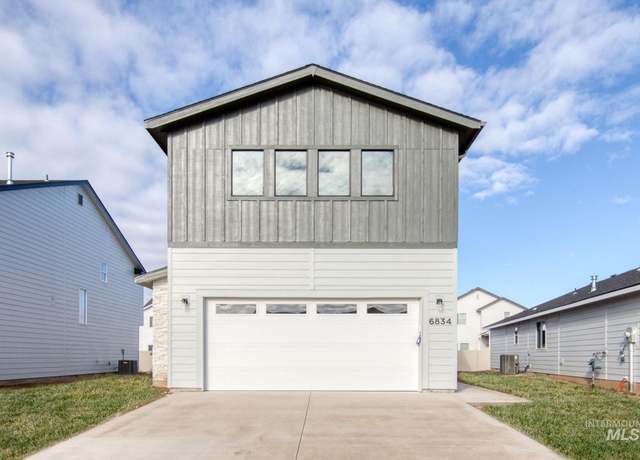 Property at 6834 W Dakota Creek Dr, Meridian, ID 83646, 4 beds, 2.5 baths