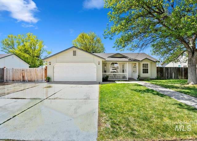 Property at 2625 Wildflower Dr, Nampa, ID 83686-7124, 3 beds, 2 baths