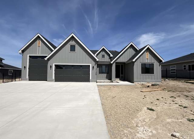 Property at 7126 E Osprey Estates Dr, Nampa, ID 83686, 3 beds, 2.5 baths