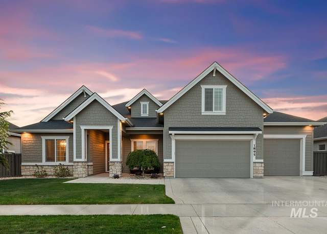 Property at 1895 N Rivington Way, Eagle, ID 83616, 4 beds, 3.5 baths