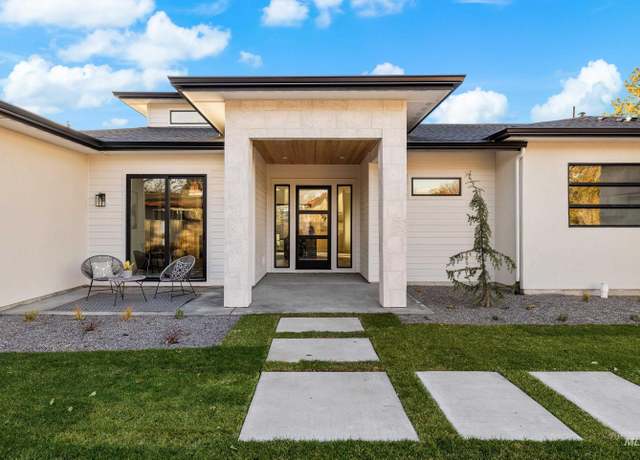 Property at 2601 S Greenwood Cir, Boise, ID 83706, 4 beds, 2.5 baths