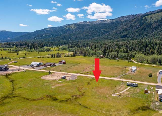 Property at 1896 Little Pine Rd, Donnelly, ID 83611
