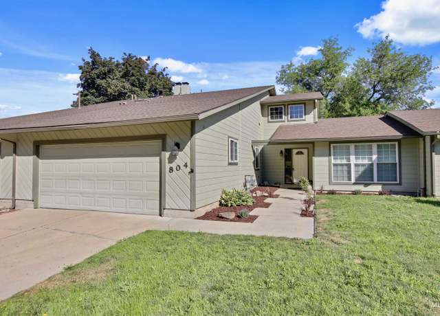 Property at 804 N Eagle Hills Way, Eagle, ID 83616, 3 beds, 2 baths