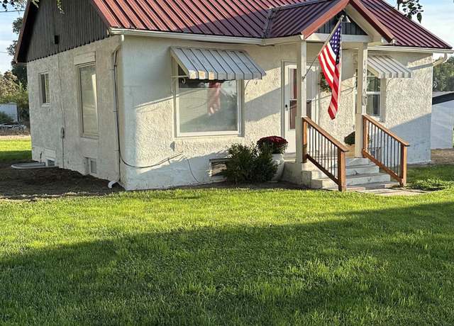 Property at 107 Parker Ln, Adrian, OR 97901, 3 beds, 2 baths