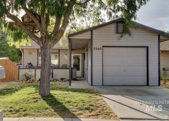 Property at 2765 N Macondray Ln, Boise, ID 83703, 3 beds, 2 baths