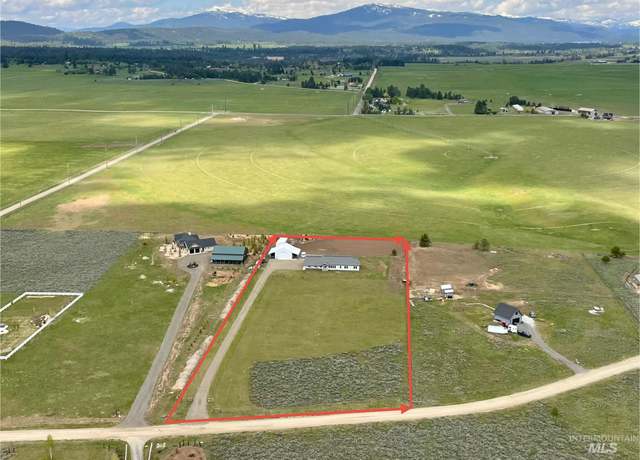 Property at 180 Brookdale Dr, Mccall, ID 83638-0000, 3 beds, 3 baths