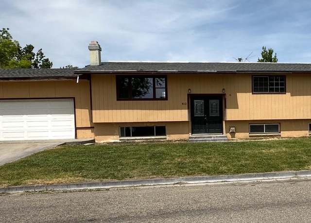 Property at 812 Thompson Ave, Nyssa, OR 97913, 5 beds, 3 baths