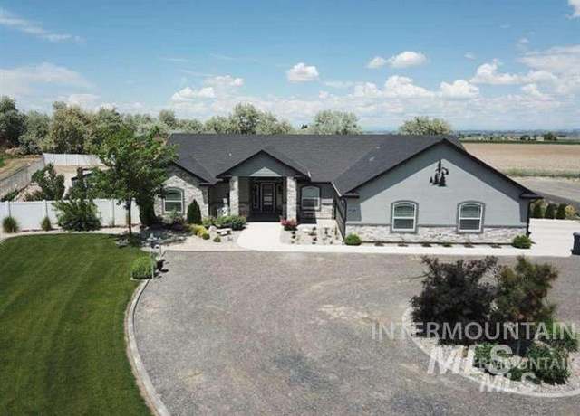 Property at 3847 N 2456 E, Filer, ID 83328, 4 beds, 2.5 baths
