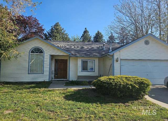 Property at 2298 S Columbus St, Boise, ID 83705, 3 beds, 1.5 baths