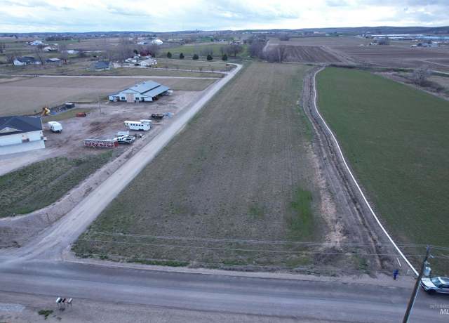 Property at 38XX SW 2nd Ave, New Plymouth, ID 83655