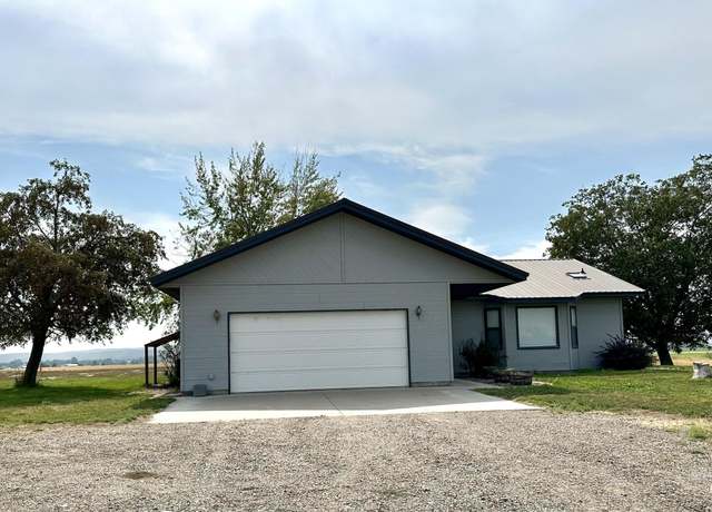Property at 1125 Olds Ferry Rd, Weiser, ID 83672, 2 beds, 2 baths