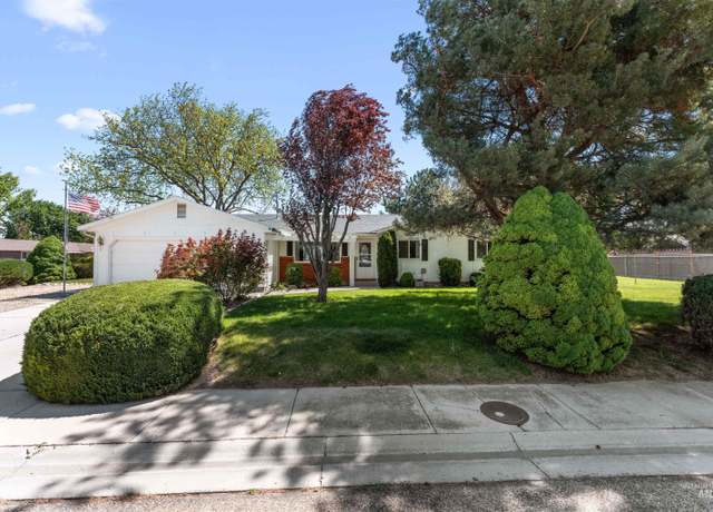 Property at 3205 Starlight Ave, Caldwell, ID 83605, 3 beds, 2 baths