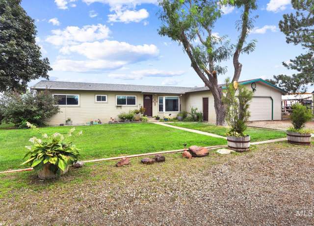 Property at 28282 Fox Ln, Wilder, ID 83676, 3 beds, 2 baths
