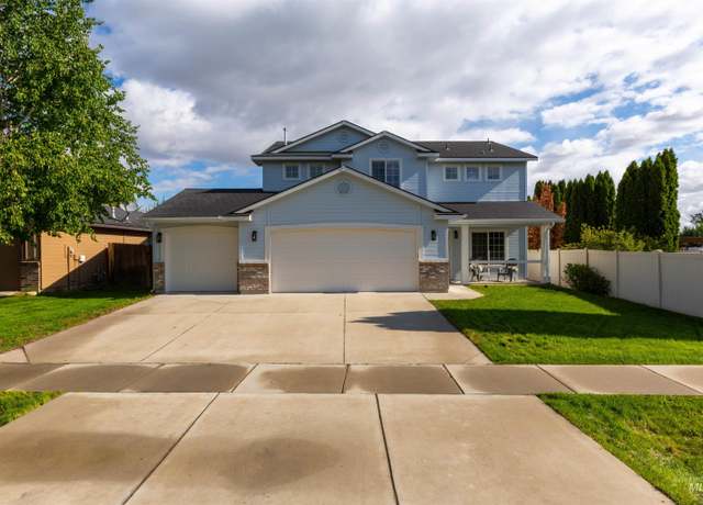 Property at 11422 W Darkwood St, Star, ID 83669, 4 beds, 2.5 baths