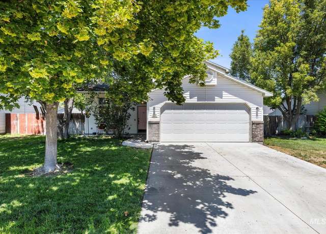 Property at 2324 E Spicewood Ave, Nampa, ID 83687, 3 beds, 2 baths