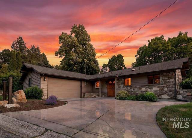Property at 1905 N Montclair Dr, Boise, ID 83702, 5 beds, 2 baths