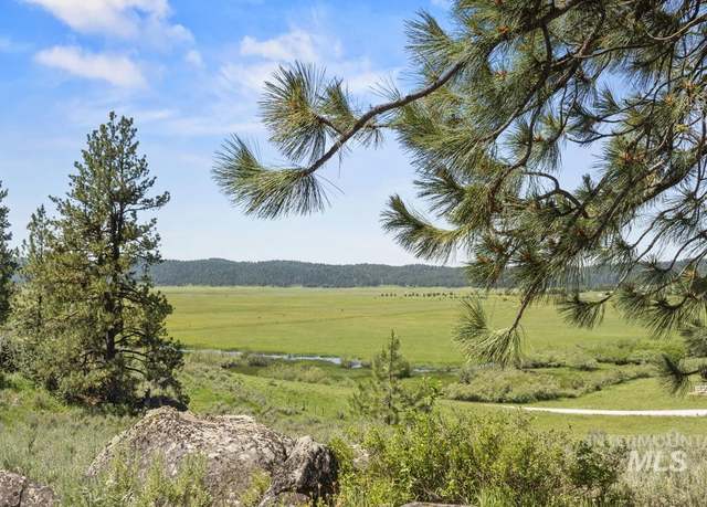 Property at 135 Lantern Way, High Valley, ID 83611
