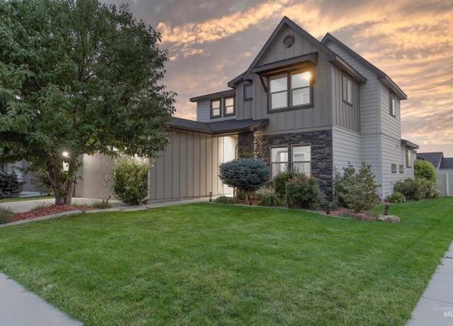Property at 8025 S Red Cliff Ave, Boise, ID 83716, 4 beds, 3 baths