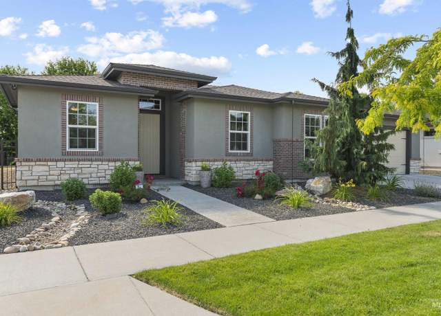 Property at 1747 N Tuscolano Ave, Eagle, ID 83616-6113, 4 beds, 2.5 baths