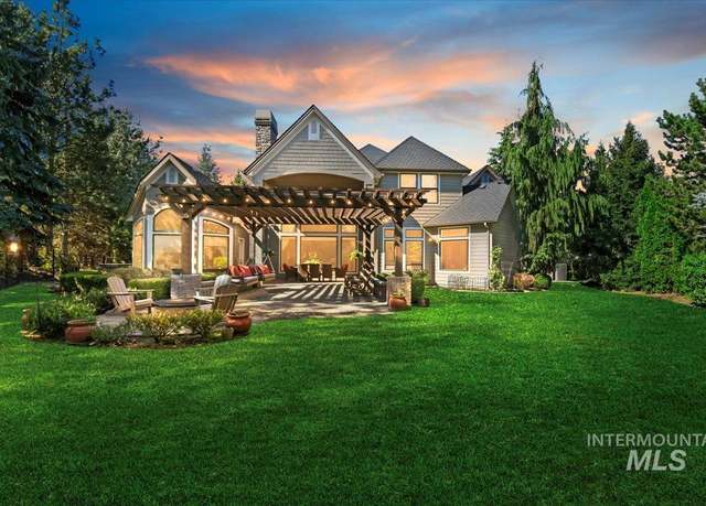 Property at 1740 S Lake Crest Way, Eagle, ID 83616-7143, 4 beds, 4.5 baths