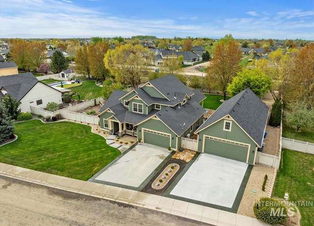 Property at 1941 Willow Gln, Star, ID 83669, 4 beds, 2.5 baths