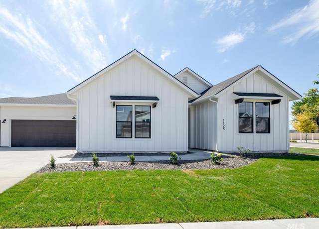 Property at 2566 N Asner Ave, Star, ID 83669, 4 beds, 2 baths