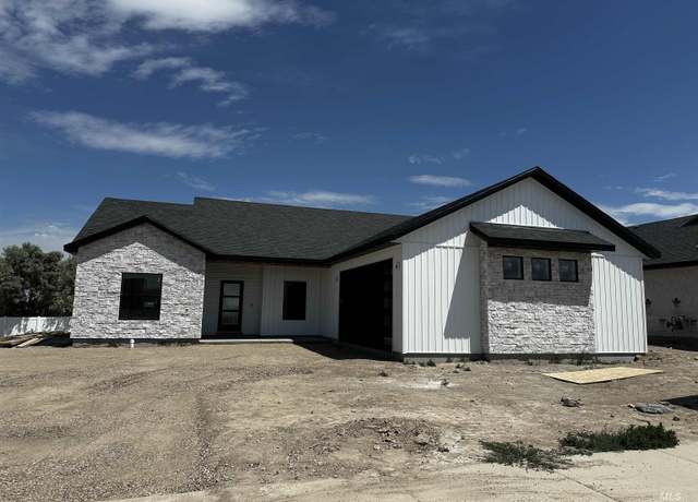 Property at 941 Gregory Way, Twin Falls, ID 83301-8565, 3 beds, 2 baths