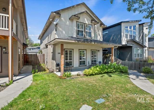 Property at 1621 S Vermont Ave, Boise, ID 83706, 3 beds, 2.5 baths