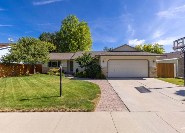 Property at 3780 W Sea Island Ct, Meridian, ID 83646-1072, 3 beds, 2 baths