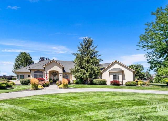 Property at 677 N Cove Colony Way, Eagle, ID 83616, 4 beds, 3 baths