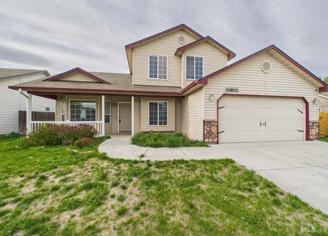 Property at 10802 Hackberry St, Nampa, ID 83687, 4 beds, 2.5 baths