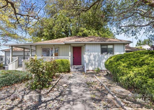 Property at 1121 Powers Ave, Lewiston, ID 83501, 3 beds, 3 baths