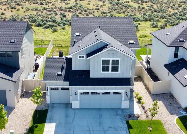 Property at 8450 S Bogus Ridge Ave, Boise, ID 83716, 5 beds, 2.5 baths