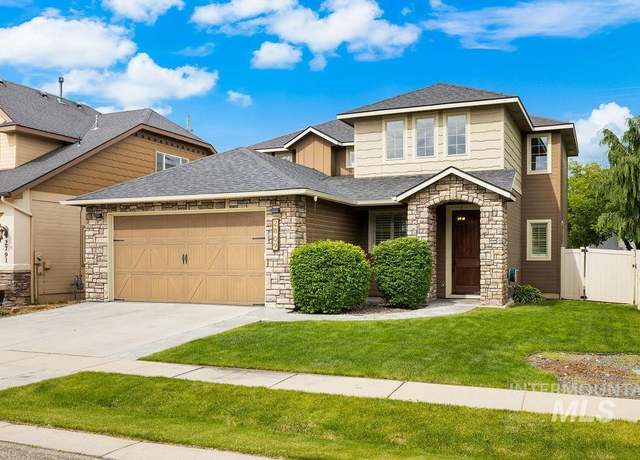 Property at 2809 N Ridgebury Ave, Meridian, ID 83646, 4 beds, 2.5 baths