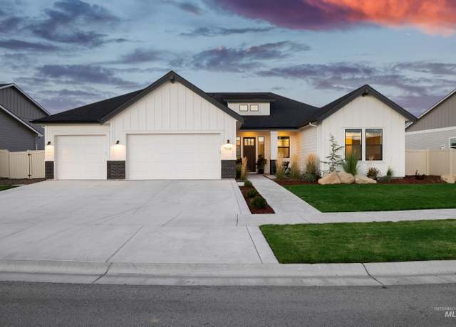 Property at 7508 S Wagons View Ave, Boise, ID 83716, 4 beds, 3 baths