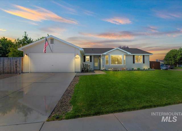 Property at 3017 W Gemstone Dr, Meridian, ID 83646, 3 beds, 2 baths