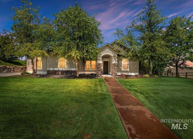 Property at 7965 N Grand Ridge Ln, Eagle, ID 83616, 3 beds, 2 baths