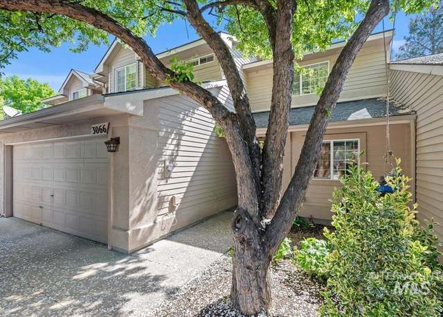 Property at 3066 S Crabapple Ln, Boise, ID 83706-6812, 3 beds, 2.5 baths