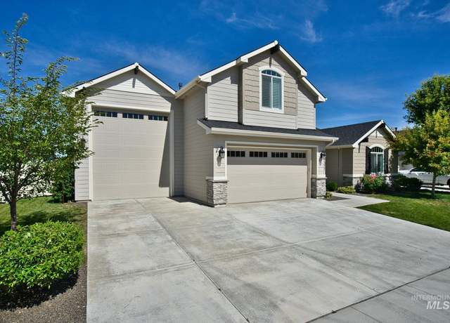 Property at 17377 N Halls Crossing St, Nampa, ID 83687, 4 beds, 3.5 baths