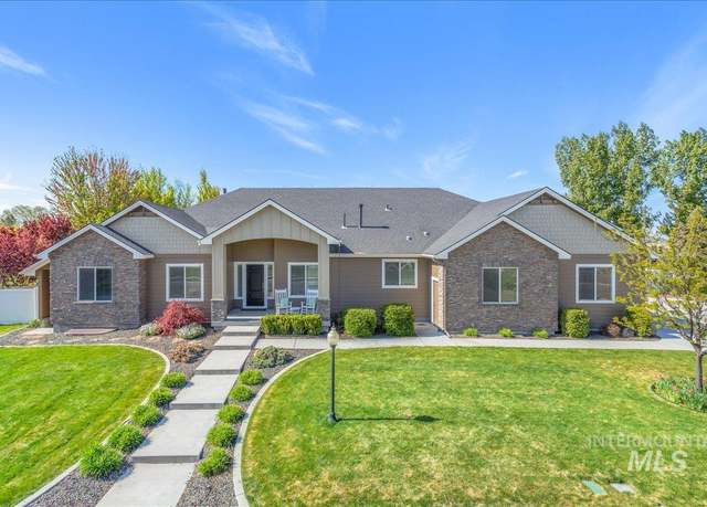 Property at 17145 Solomon Dr, Nampa, ID 83687, 5 beds, 4 baths