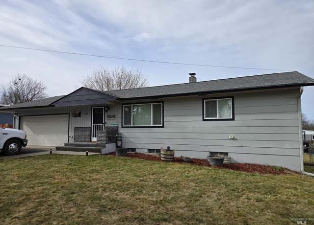 Property at 3506 18th St, Lewiston, ID 83501, 5 beds, 2 baths