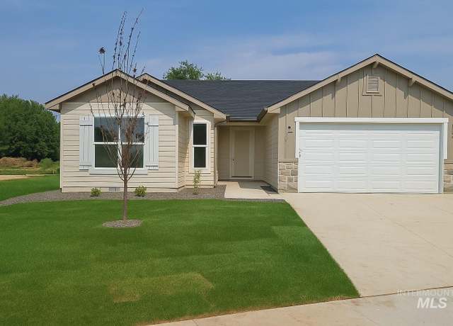 Property at 700 Desert Rose Ave, Wilder, ID 83676, 3 beds, 2 baths