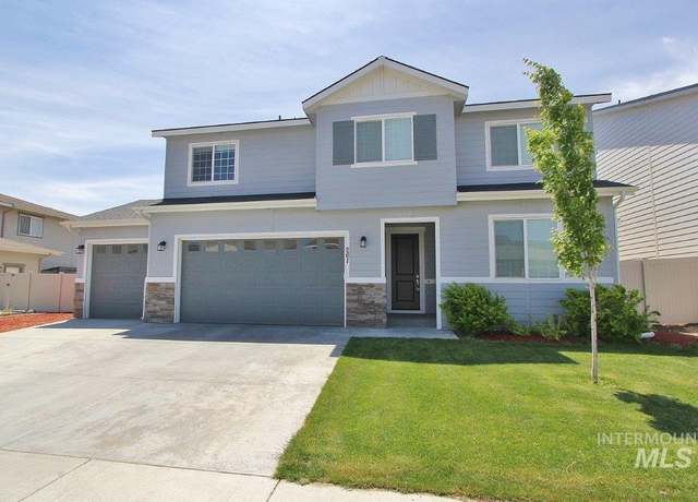 Property at 261 E Caldera St, Meridian, ID 83642, 5 beds, 3 baths